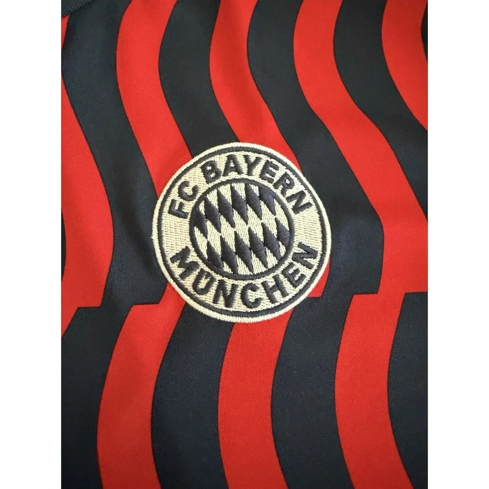 Adidas FC Bayern Munich Soccer Jersey Mens M Red Blue Aeroready Logo Germany